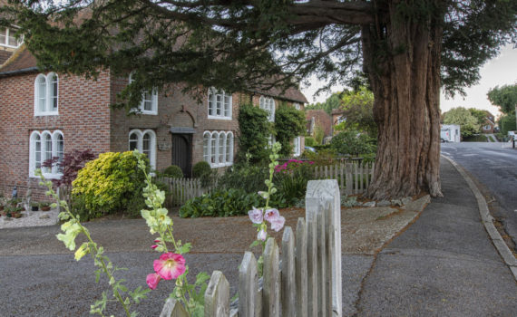 45 - PRETTY VILLAGE COTTAGES