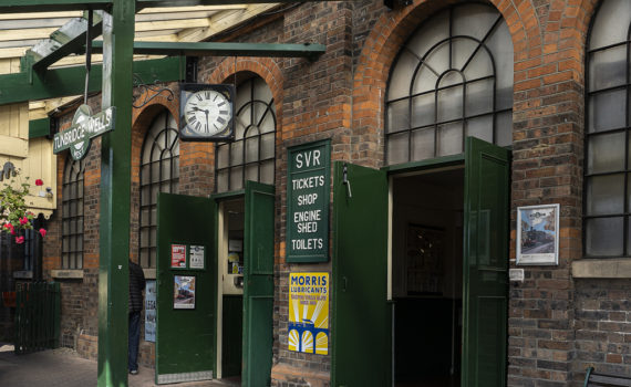 14 TUNBRIDGE WELLS STATION