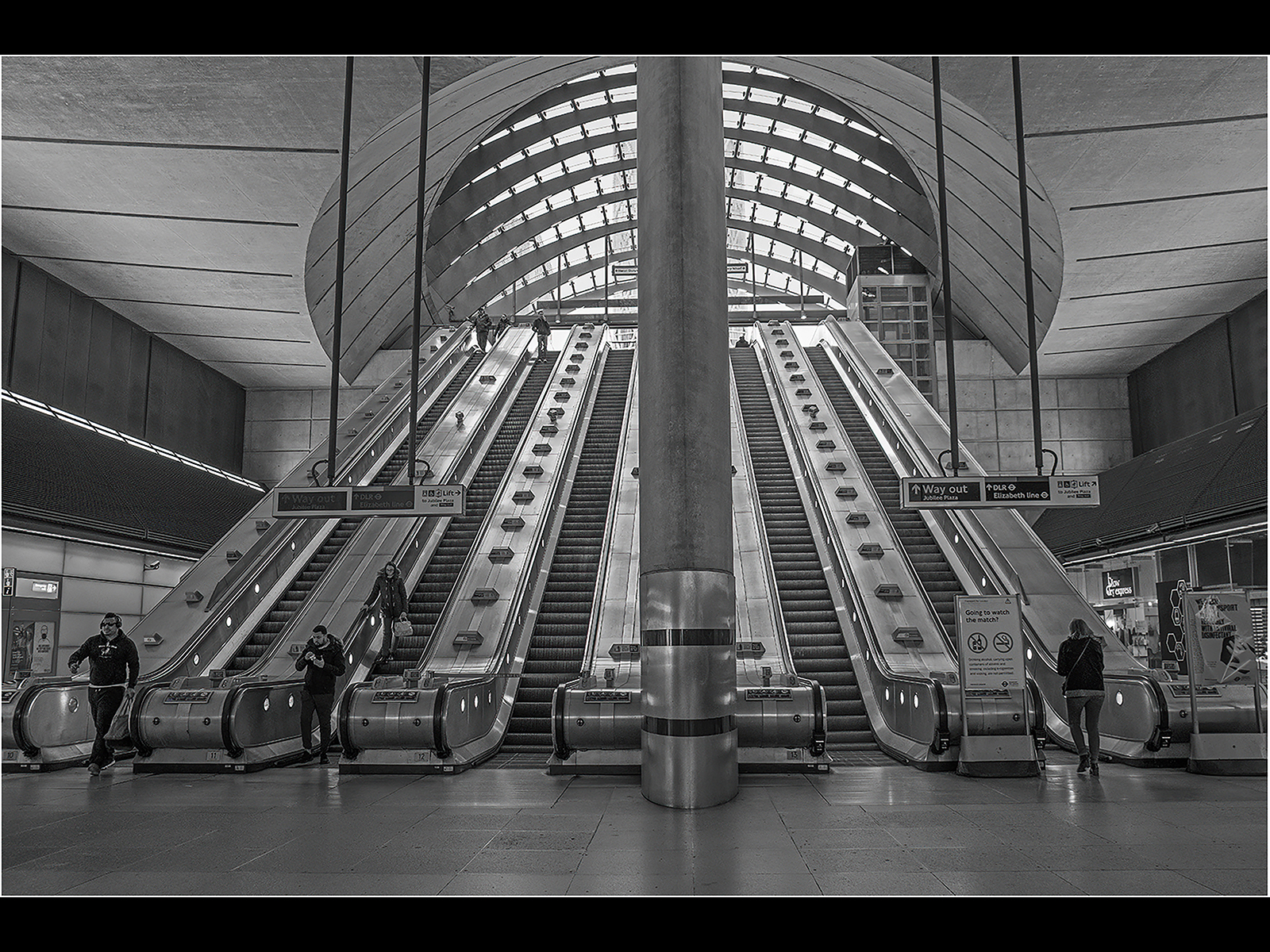 1st Place - Subway by Chris Moncrieff LBAPA CPAGB BPE4 EFIAP g LRPS Gm APS
